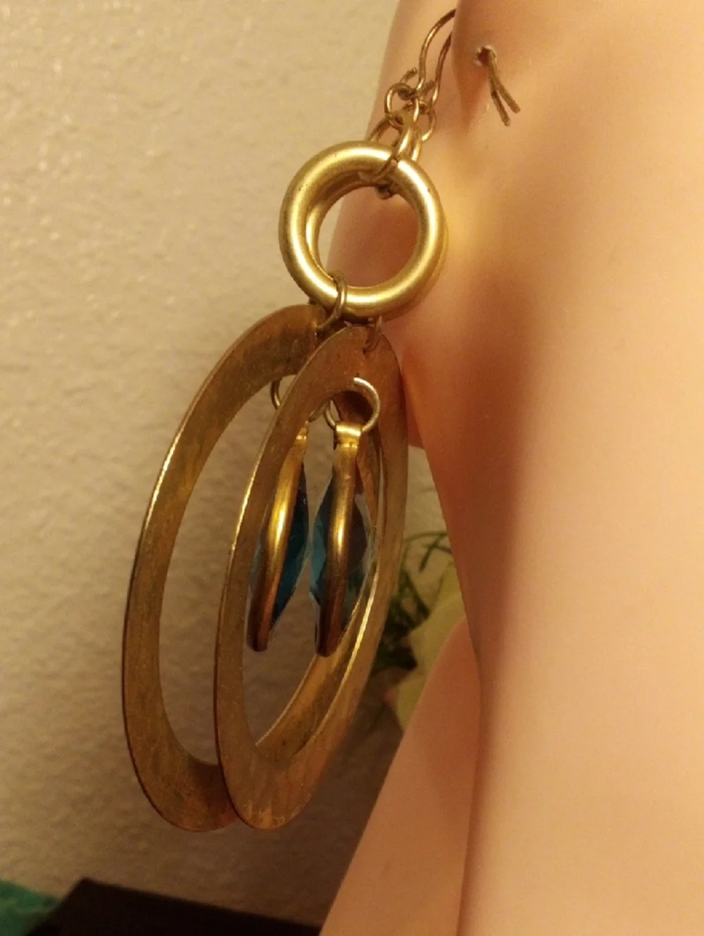 Hammered Gold-Tone Hoop Earrings with Faceted Blue Crystal Drops